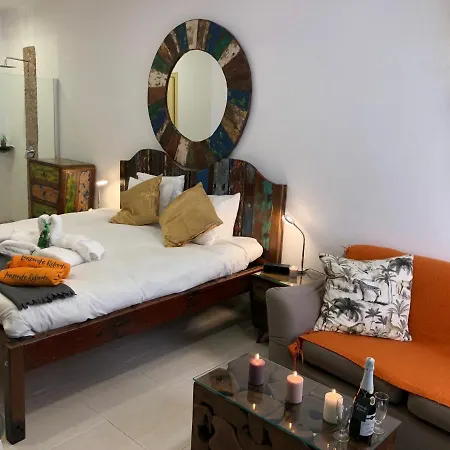 Surf Pod - - 100m From 아파트 *