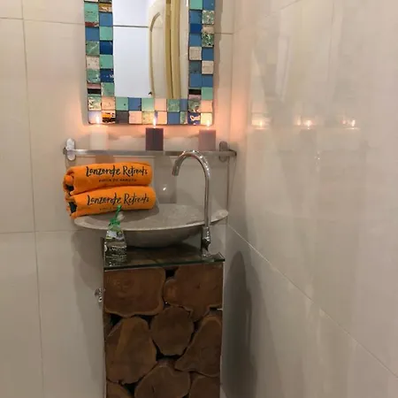 Surf Pod - - 100m From 아파트