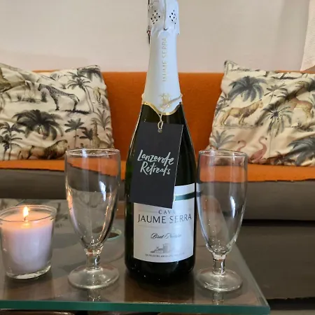 Surf Pod - - 100m From * 코스타 테기세