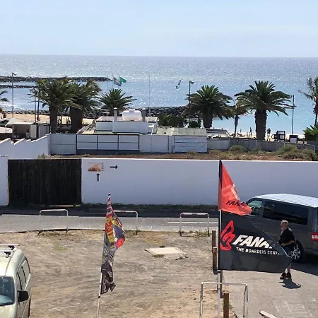 Surf Pod - - 100m From Daire Costa Teguise